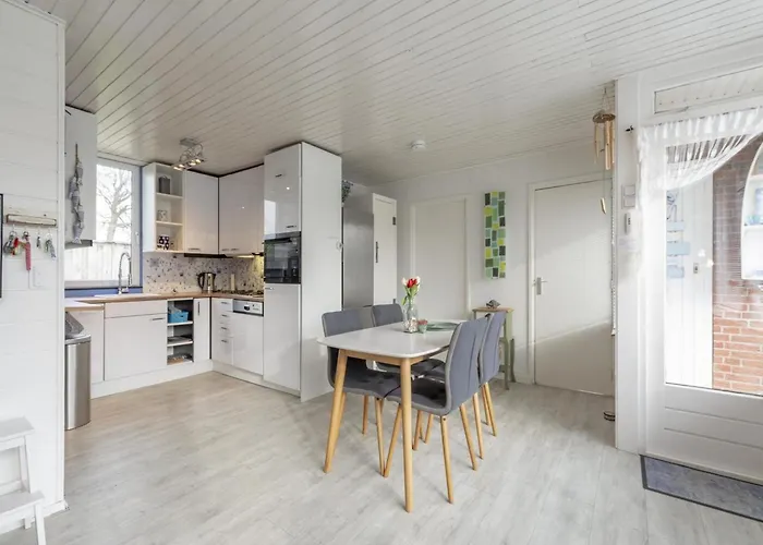 Eureka 73 Sint Maartenszee Nyaraló *